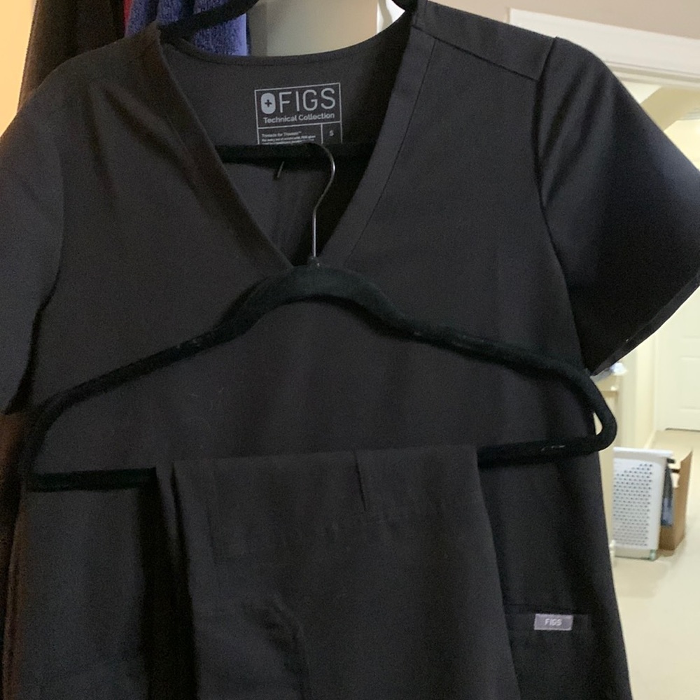 Figs scrubs one top and two bottoms from the Technical Collection. Size women S